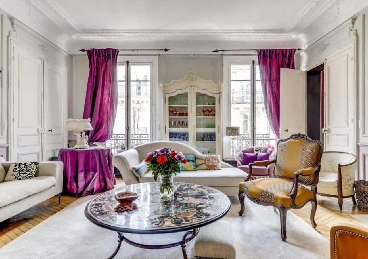 Le Dahlia - Charme Parisien - Champs-Elysees Apartment